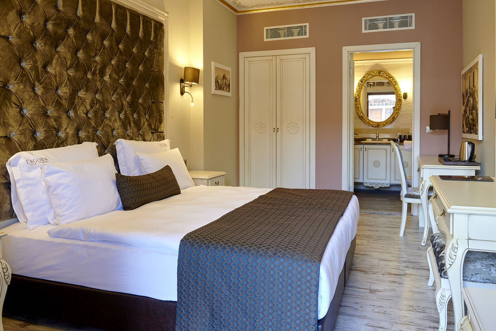 L'agora Old Town & Bazaar 3* İzmir